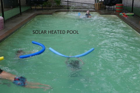 Adina Lodge Holiday Units - Redcliffe Tourism 2