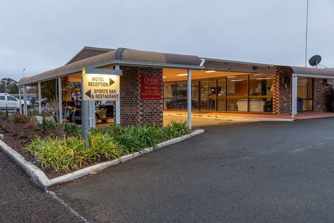 Club Inn Motel - Redcliffe Tourism 0