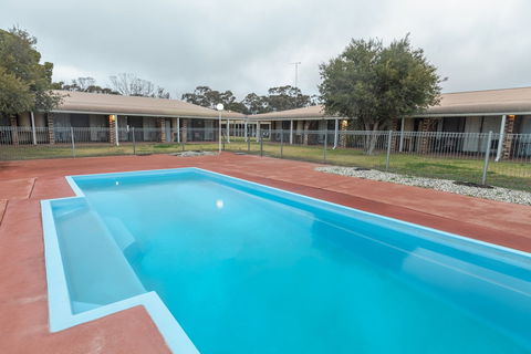 Club Inn Motel - Redcliffe Tourism 2