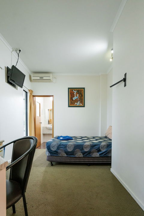 Capella Hotel Motel - Redcliffe Tourism 6