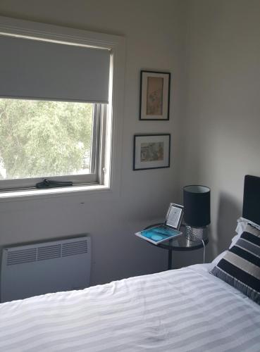 Fish Creek Hotel - Redcliffe Tourism 2