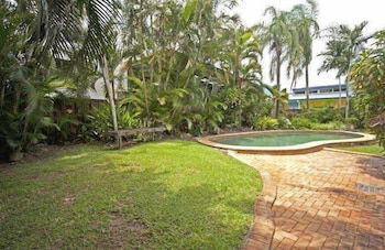 Cairns City Garden Apartment - Redcliffe Tourism 1