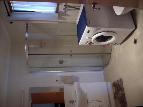Jackos Holiday Cabins - Redcliffe Tourism 5