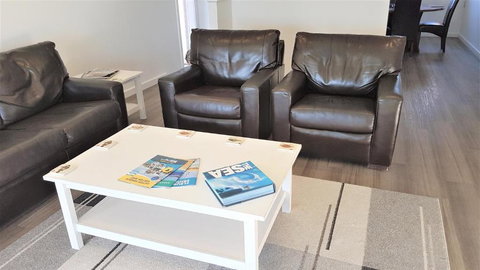 Neptune At Port Elliot - Redcliffe Tourism 4