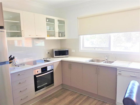 Neptune At Port Elliot - Redcliffe Tourism 1