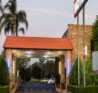 Centre Point Mid City Motor Inn - Redcliffe Tourism