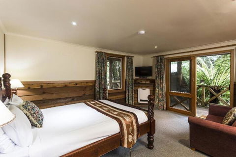 Cradle Chalet - Redcliffe Tourism 5