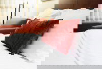 Sunset On The Bay - Redcliffe Tourism 0