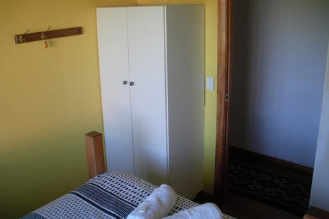 Bridport Seaside Lodge Backpackers - Redcliffe Tourism 5