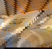 William Bay Cottages