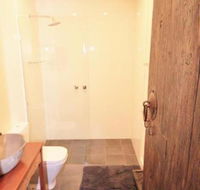 Duxton Coach House - Redcliffe Tourism