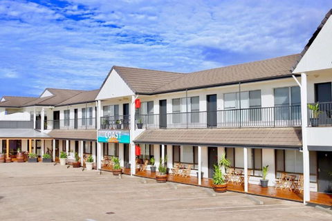 COAST Motel And Apartments - Redcliffe Tourism 1