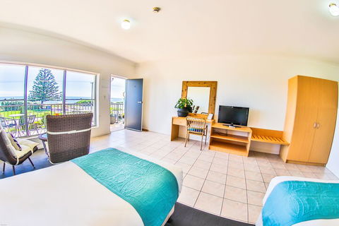 COAST Motel And Apartments - Redcliffe Tourism 6