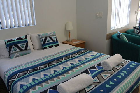 Mandurah Ocean Marina Chalets - Redcliffe Tourism 5