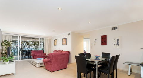 Beach House On Suttons - Redcliffe Tourism 3