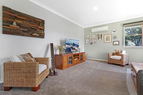 Country House Retreat - Redcliffe Tourism 6