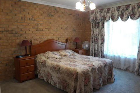 Acacia Apartments - Redcliffe Tourism 3