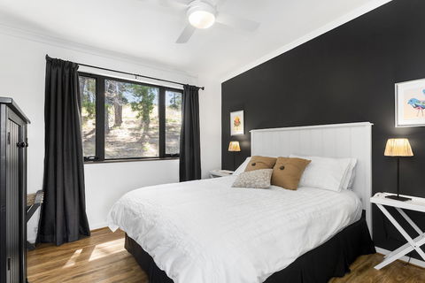 Karawatha Cottages B&B - Redcliffe Tourism 5