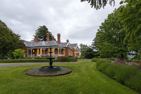 Arcoona Manor - Redcliffe Tourism 2