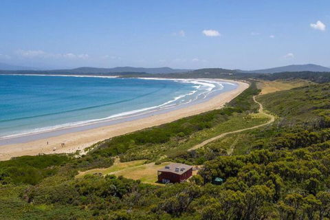 Cloudy Bay Cabin - Redcliffe Tourism 1