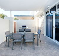 Loxton Courthouse Apartments - Redcliffe Tourism