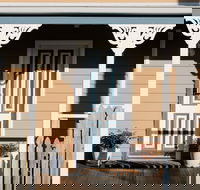 Noah's - Redcliffe Tourism