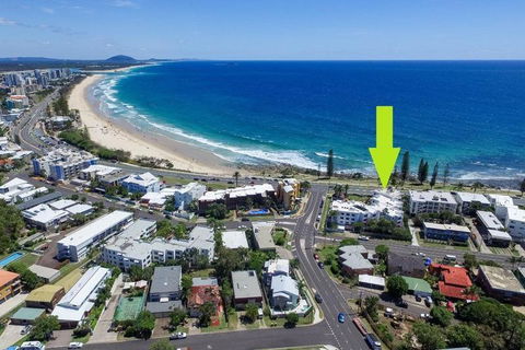 Alex Headland Beachfront - Redcliffe Tourism 6