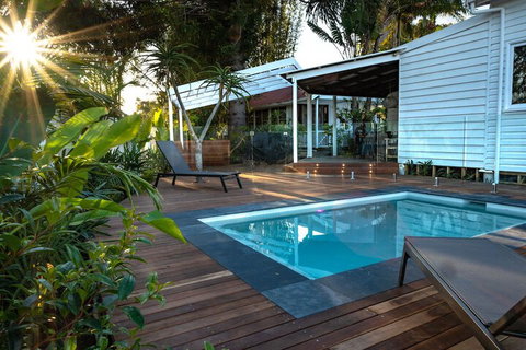 A PERFECT STAY - Bamboo Beach House - Redcliffe Tourism 1