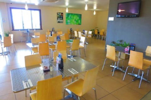 Forrest Beach Hotel - Redcliffe Tourism 6