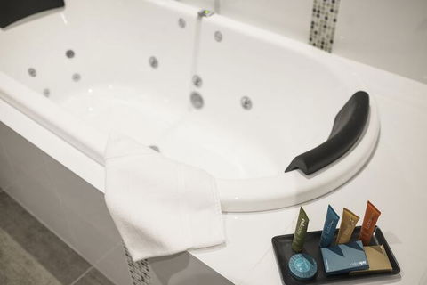 Balangara Cottages - Redcliffe Tourism 5