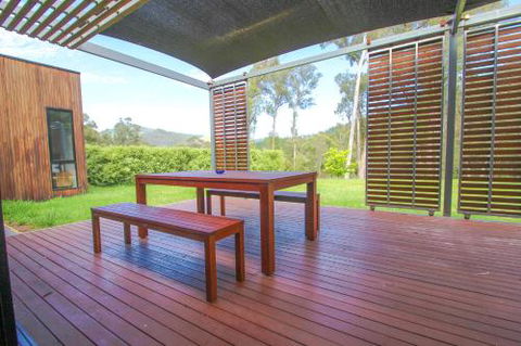 Apex House - Redcliffe Tourism 2