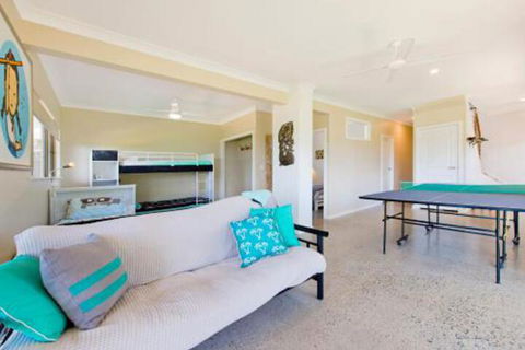 Apricari Oasis By The Sea - Redcliffe Tourism 5