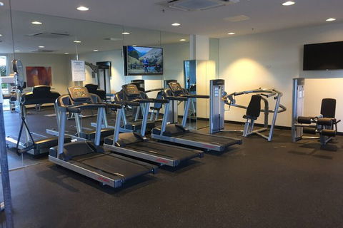Luxurious Apartments Near City - Redcliffe Tourism 5