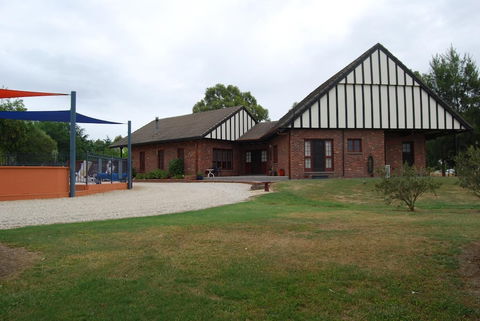 Greenvale Holiday Units - Redcliffe Tourism 2