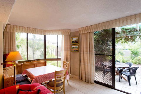 Beach Haven Studio - Redcliffe Tourism 5