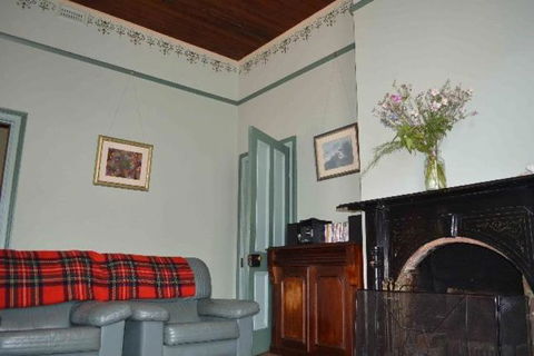 Albion Cottage - Redcliffe Tourism 6