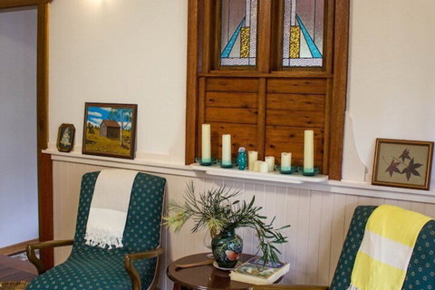 Billabong Cottage Bed & Breakfast - Redcliffe Tourism 4