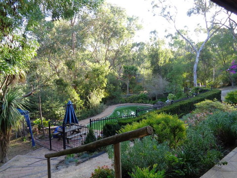 Eltham South Lodge - Redcliffe Tourism 4