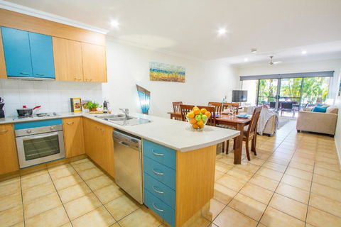 Auski Hideaway - Redcliffe Tourism 3