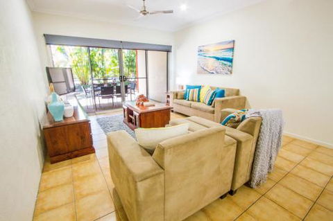 Auski Hideaway - Redcliffe Tourism 4