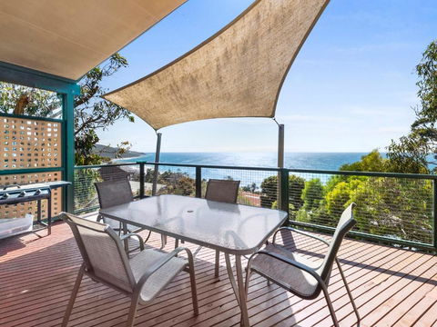 Cara - Redcliffe Tourism 5