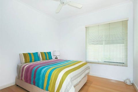 Boat House - Redcliffe Tourism 7