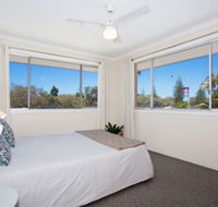 Kurrawa Lodge - Redcliffe Tourism