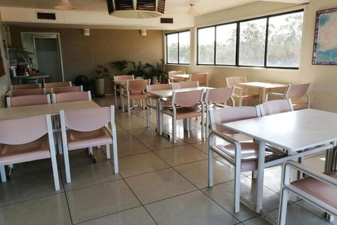 Augathella Motel & Caravan Park - Redcliffe Tourism 6