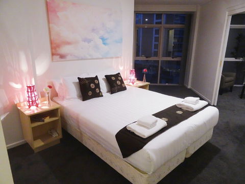 Corporate Stayz At Exhibition - Redcliffe Tourism 1