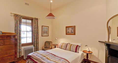 Adelaide Heritage Cottages & Apartments - Redcliffe Tourism 6
