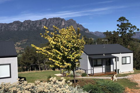 Manna Hill Farm - Redcliffe Tourism 1