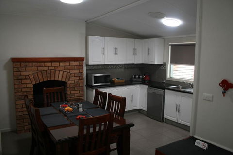 34 On Emily - Redcliffe Tourism 2