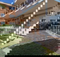 Castaways Unit 1 17 Shoal Bay Road - Redcliffe Tourism