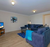 Sandcastles 2 / 23 Robinson Street - Redcliffe Tourism